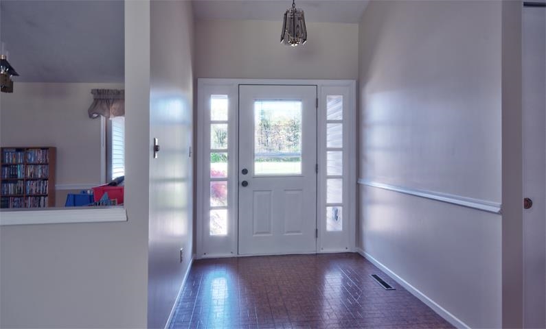 1623 Evergreen Pl, Elkhart, IN 46514 photo 3