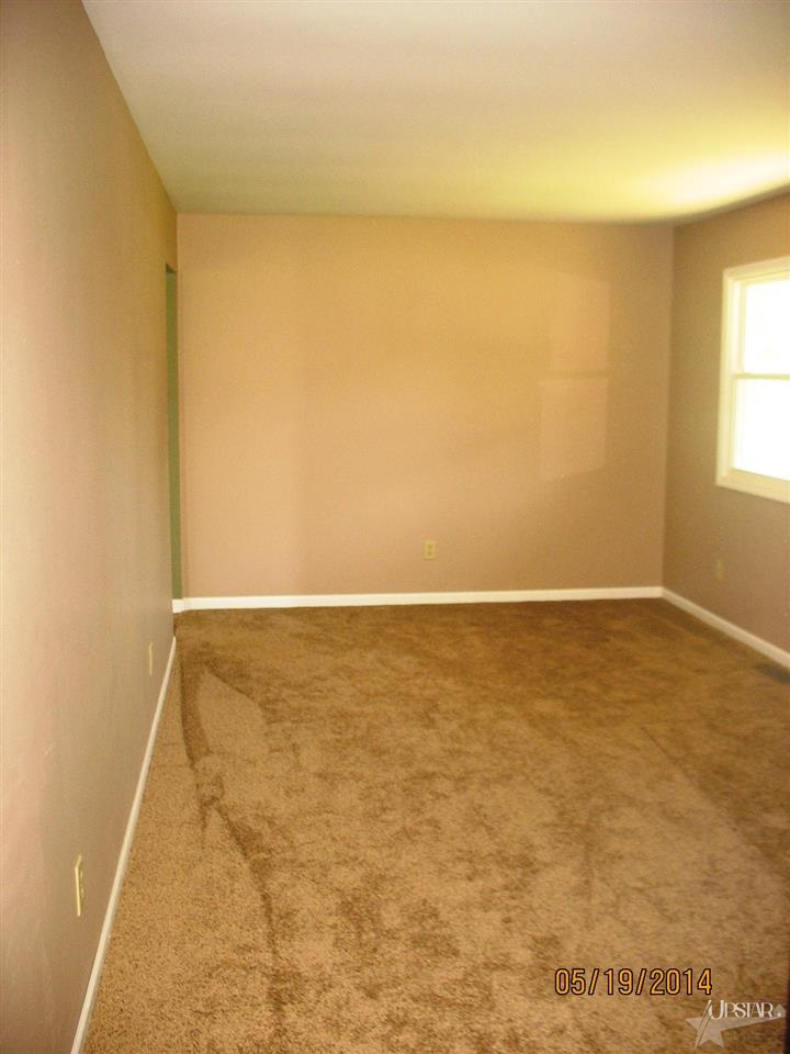 203 Northbrook Ct, Decatur, IN 46733 photo 7