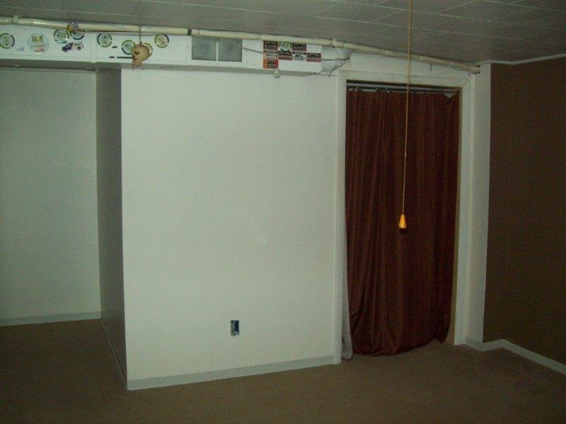 914 Lynwood Dr, Goshen, IN 46526 photo 25