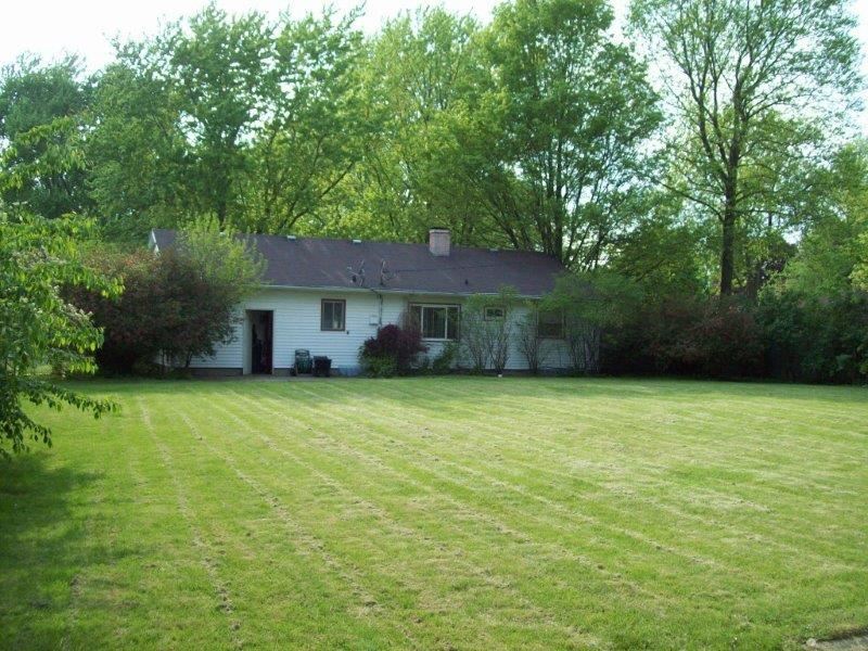 914 Lynwood Dr, Goshen, IN 46526 photo 28