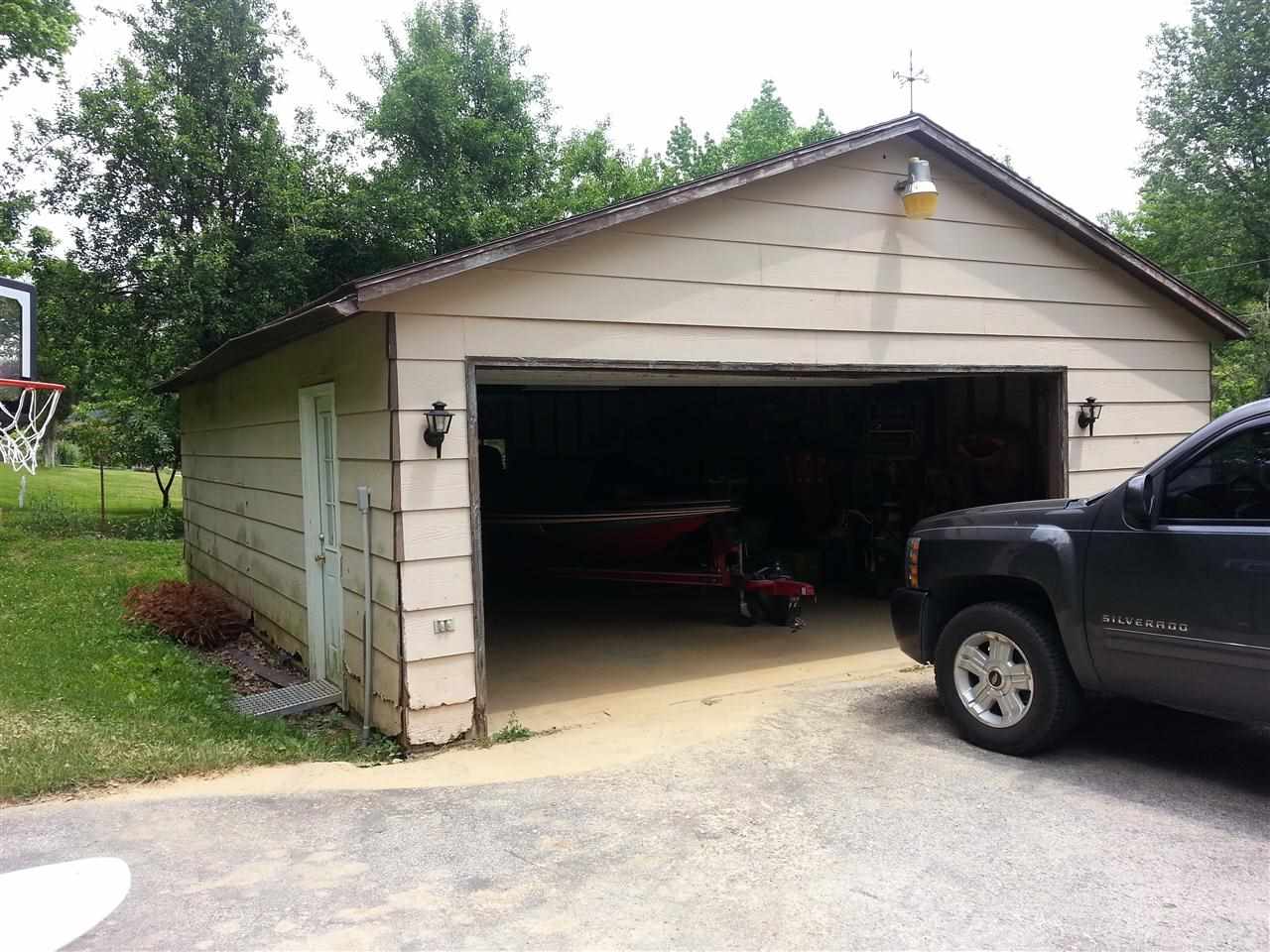 6179 Sugar Maple Rd, Cannelton, IN 47520 photo 2
