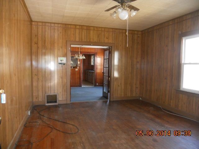 637 E Florida St, Evansville, IN 47711 photo 8