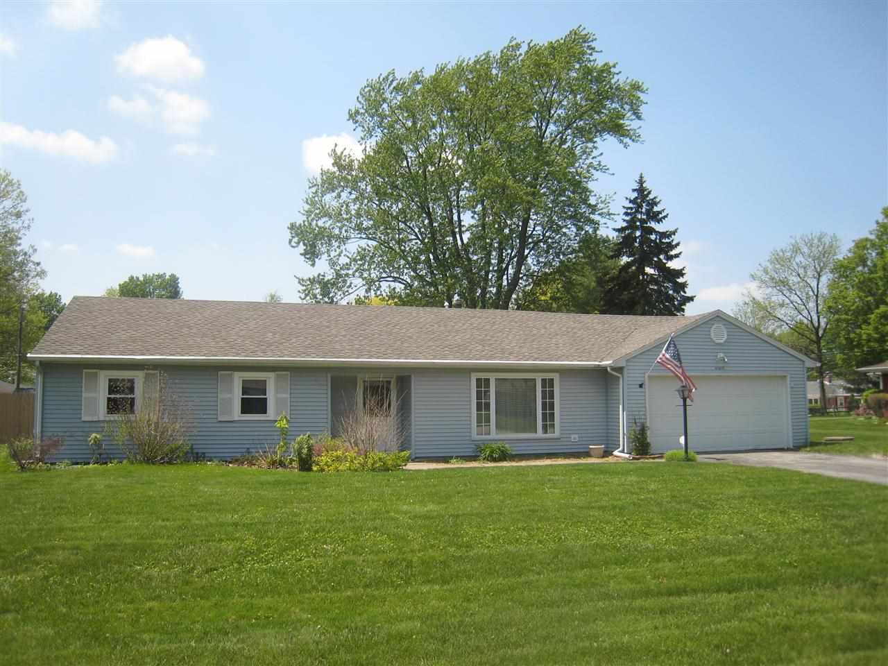 61605 Brightwood Ln, South Bend, IN 46614 photo 1