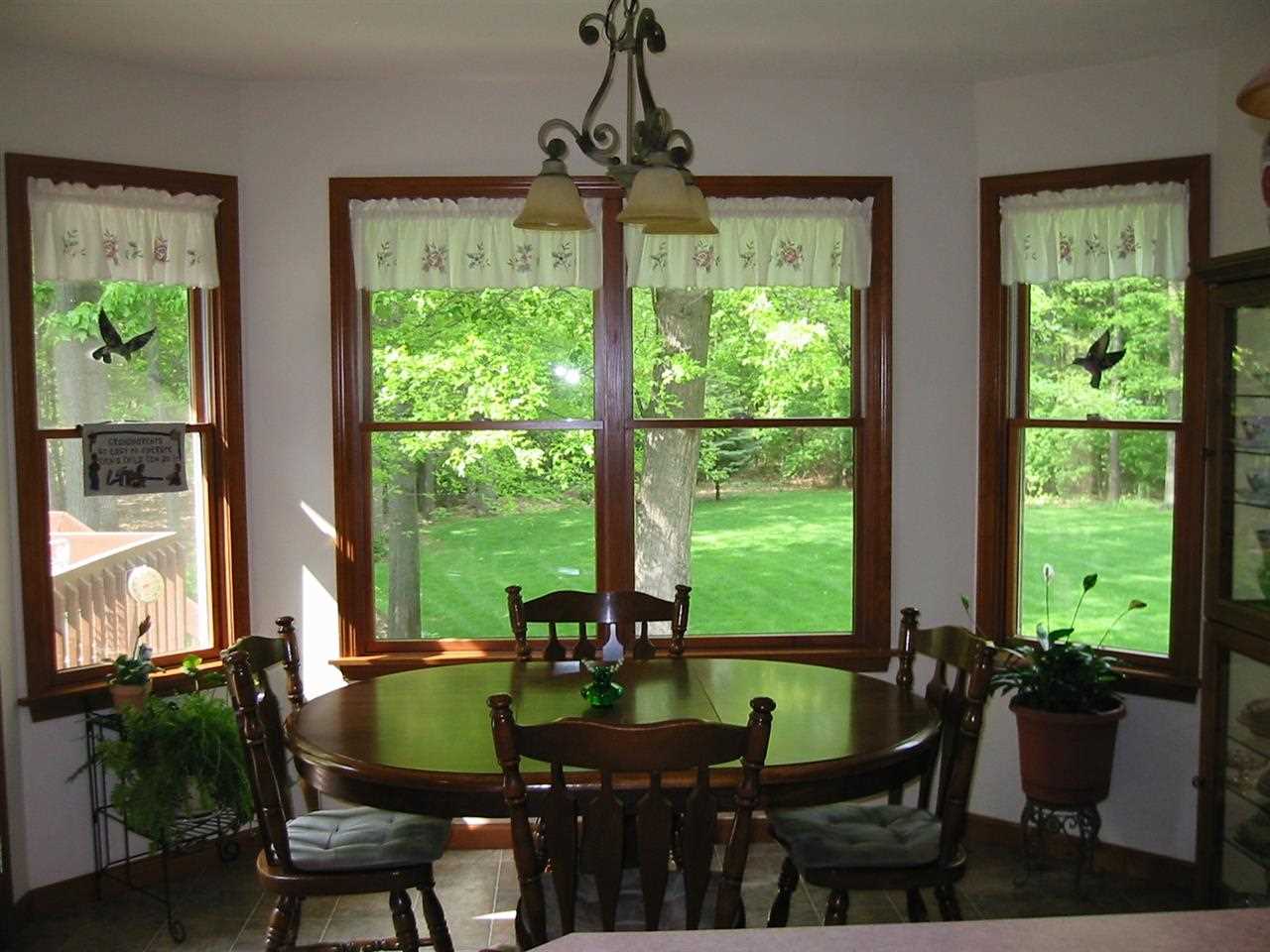 13703 Shavano Peak Dr, Middlebury, IN 46540 photo 8