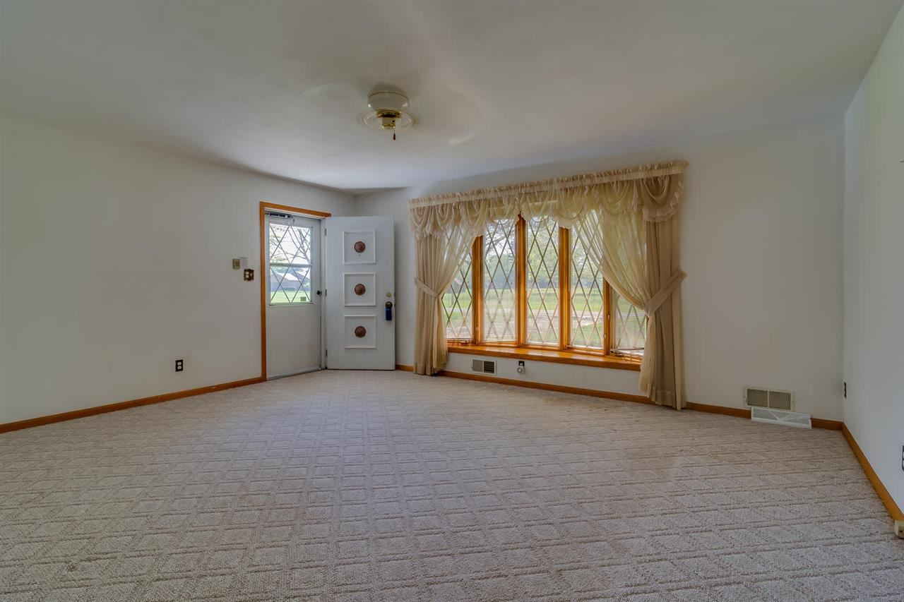 57400 Pine Rd, South Bend, IN 46619 photo 4