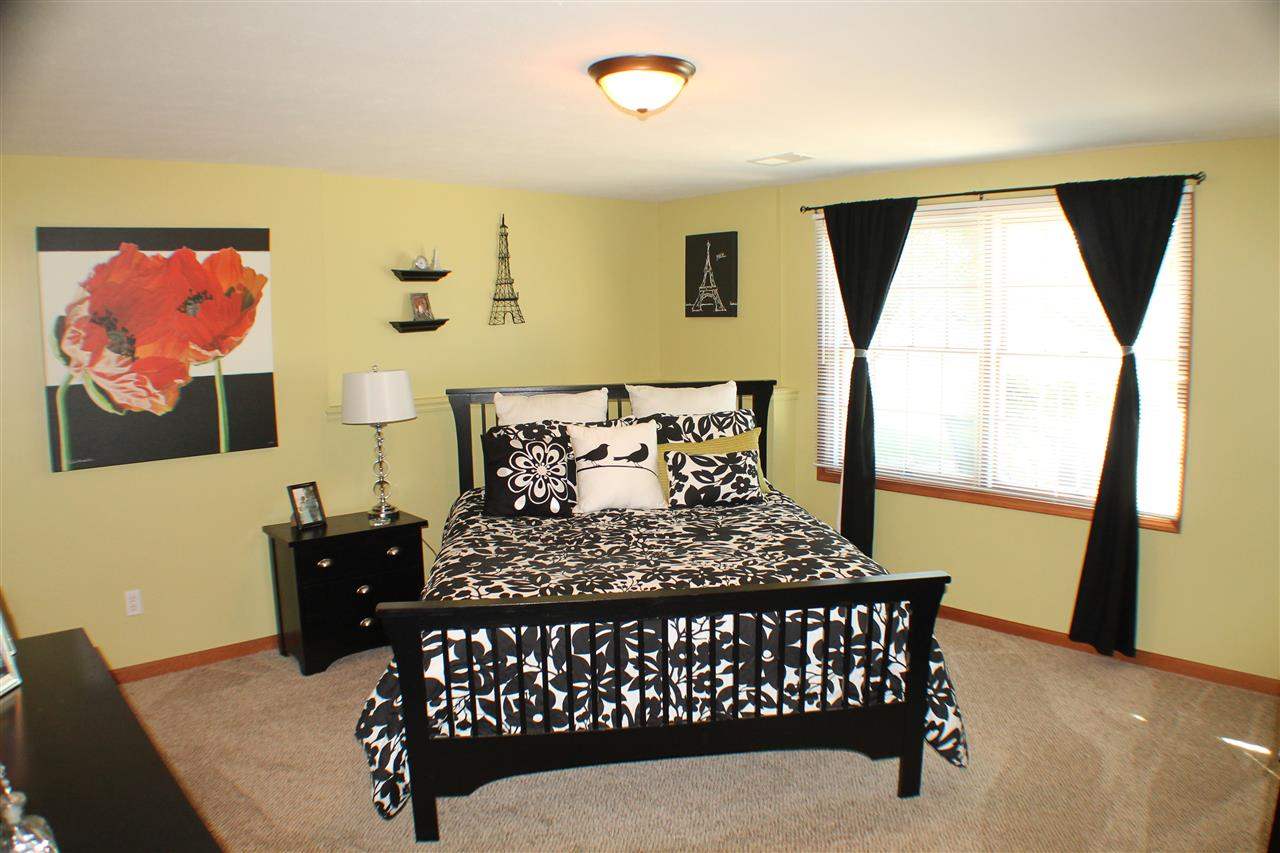 15230 Longford Dr, Granger, IN 46530 photo 16