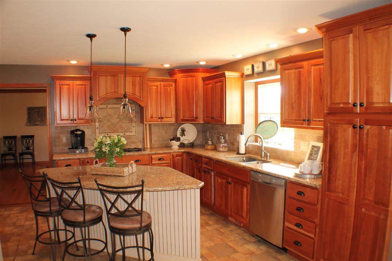 15230 Longford Dr, Granger, IN 46530 photo 5