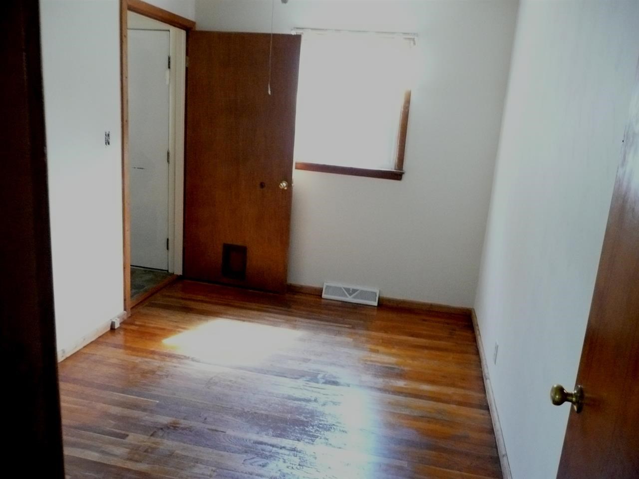 1604 N Chicago St, South Bend, IN 46628 photo 11