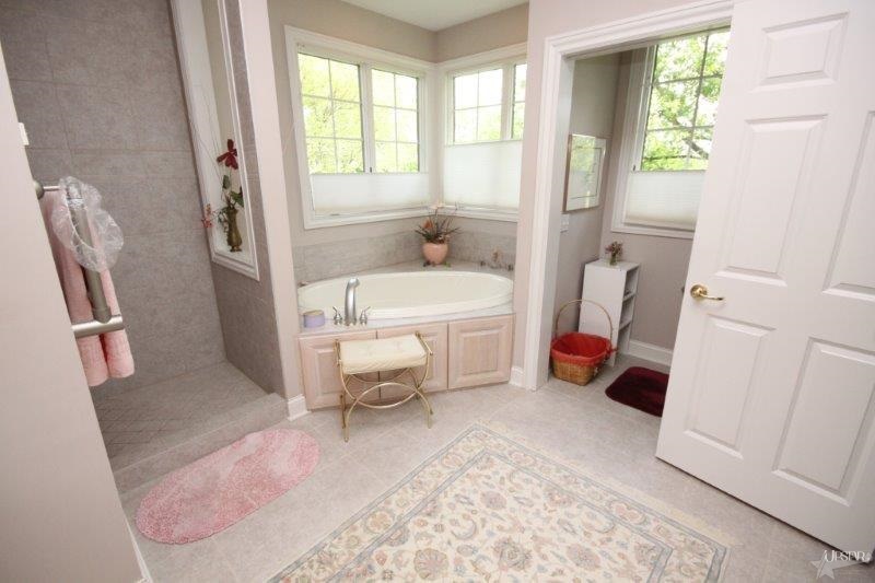 2923 Ambleside Way, Fort Wayne, IN 46804 photo 7