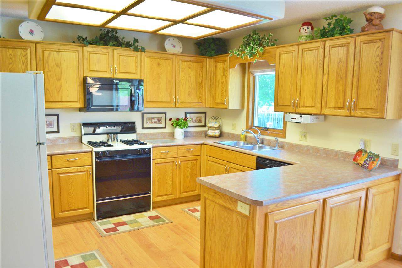 10214 Chapel Pines Pl, Fort Wayne, IN 46804 photo 10