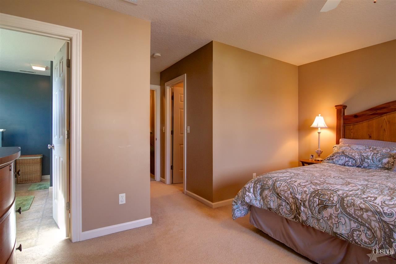 8410 Forsythia Ct, Fort Wayne, IN 46818 photo 14