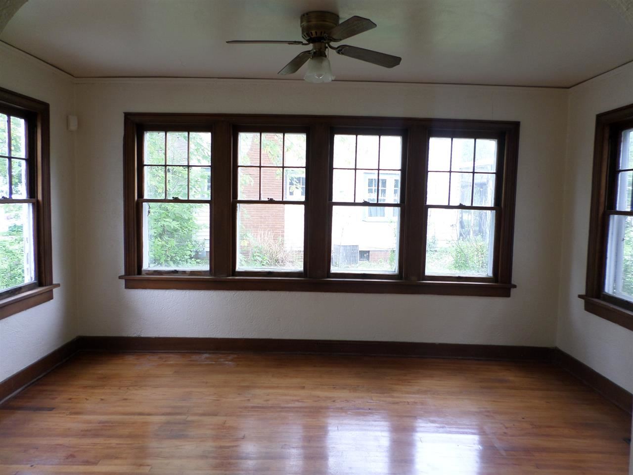 1402 Woodlawn Blvd, South Bend, IN 46616 photo 6