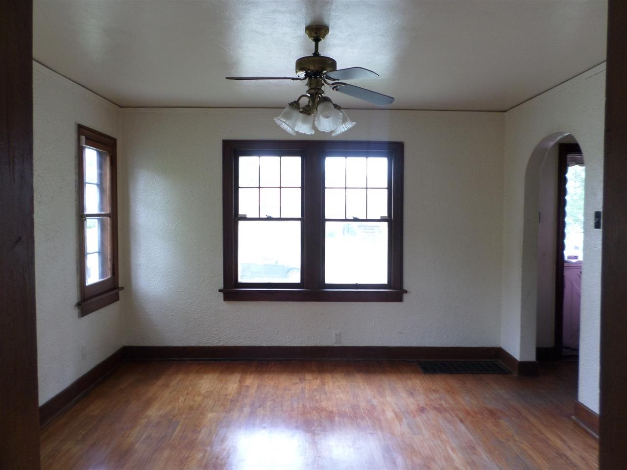 1402 Woodlawn Blvd, South Bend, IN 46616 photo 2