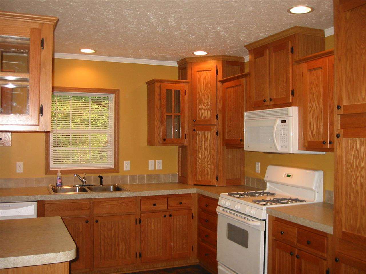 11954 N Rumpelstiltzkin Dr, Cromwell, IN 46732 photo 5