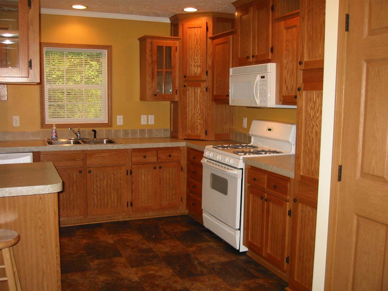 11954 N Rumpelstiltzkin Dr, Cromwell, IN 46732 photo 6