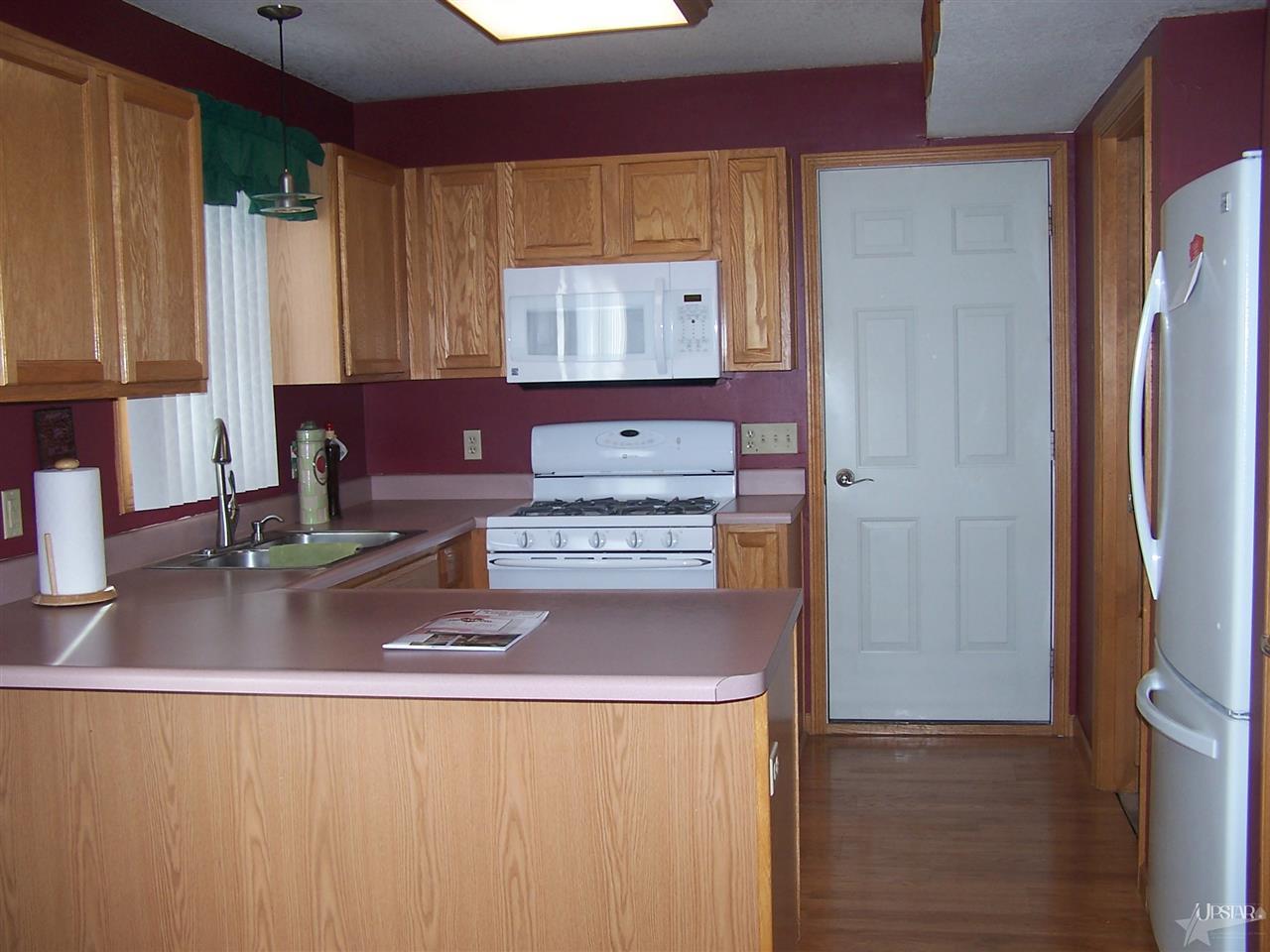 120 W Chapel Chase Dr, Decatur, IN 46733 photo 10