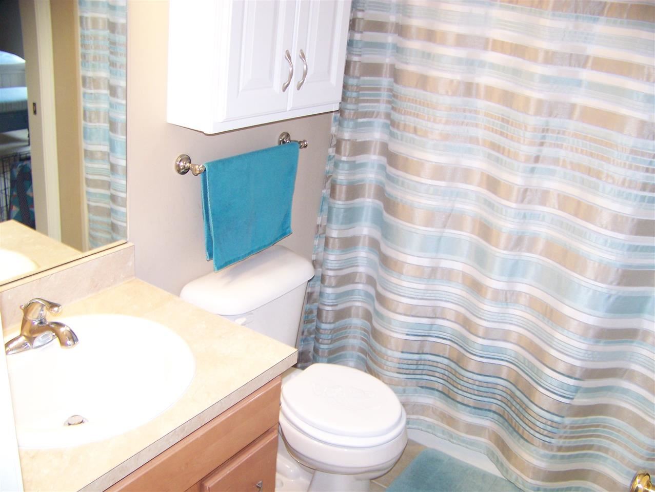 11 Cobblestone Blvd, Gas City, IN 46933 photo 8