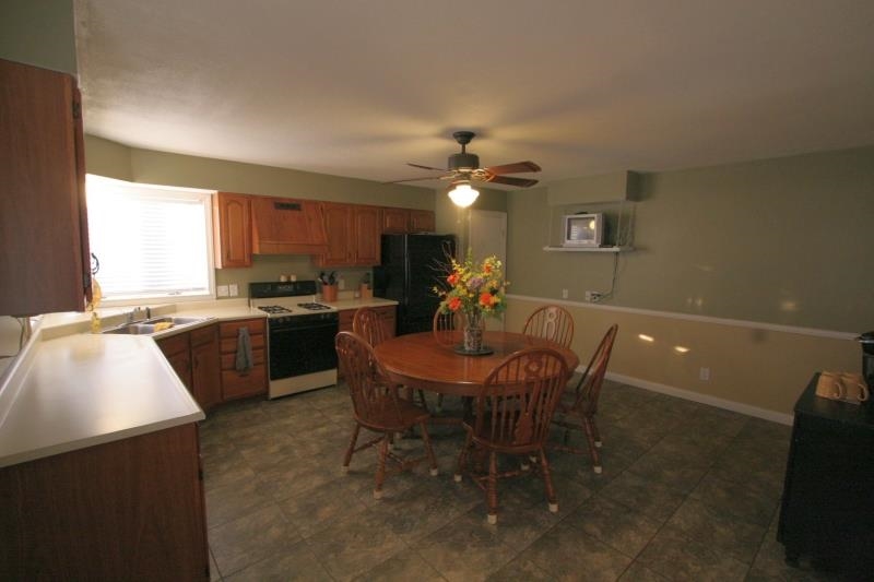 865 Poplar Ln, Jasper, IN 47546 photo 17