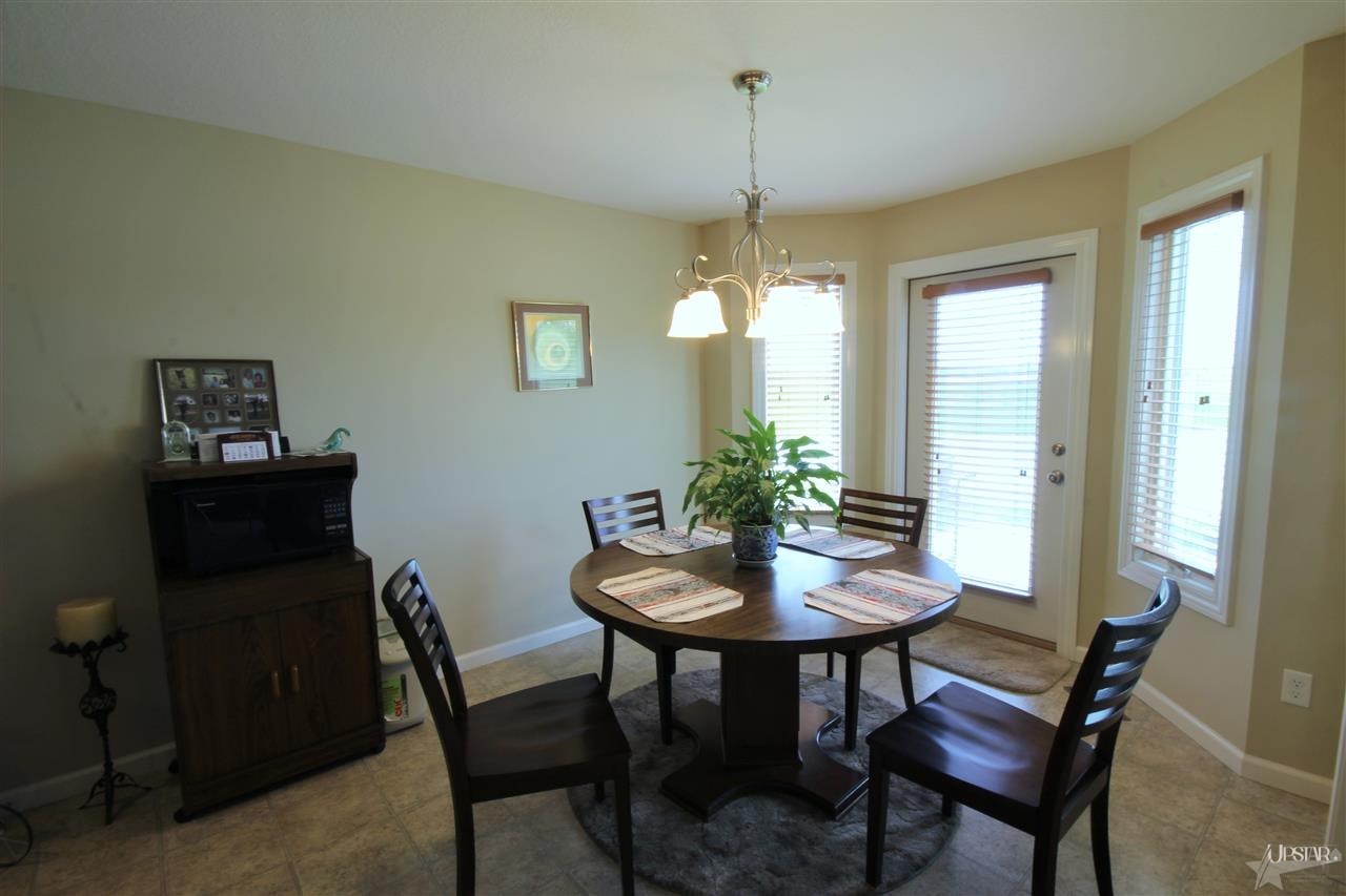 10209 Chesterhills Ct, New Haven, IN 46774 photo 9