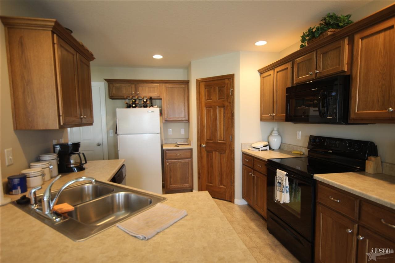 10209 Chesterhills Ct, New Haven, IN 46774 photo 12