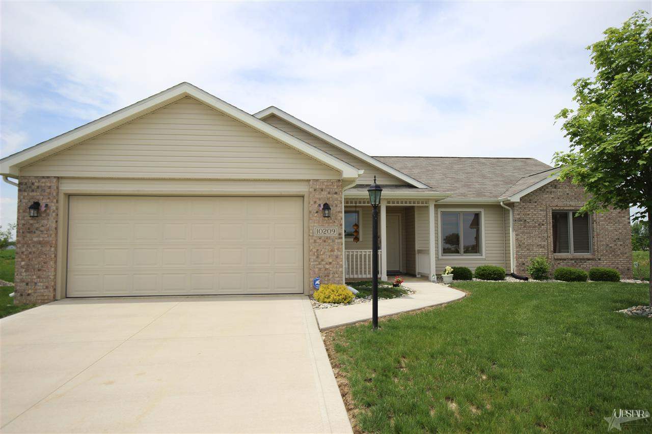 10209 Chesterhills Ct, New Haven, IN 46774 photo 2