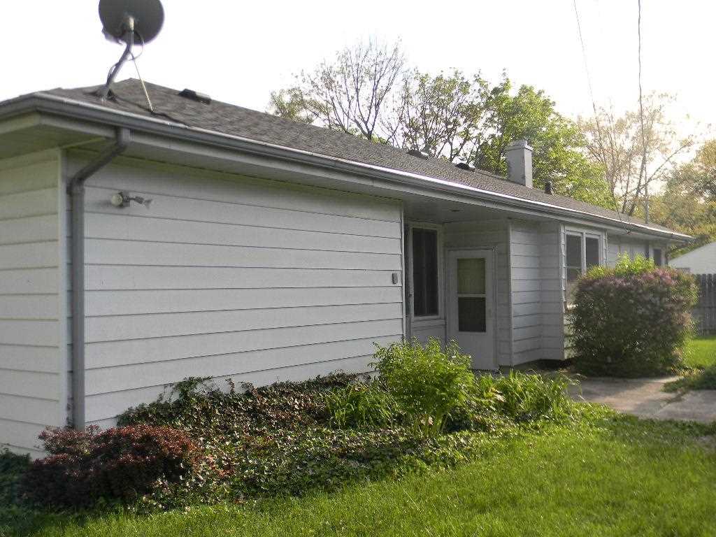 5235 Floral Pl, South Bend, IN 46619 photo 4