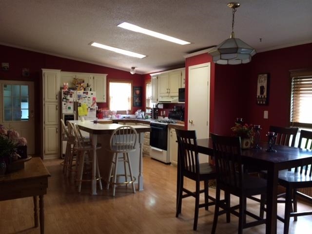 7965 S 122 E, Wolcottville, IN 46795 photo 3