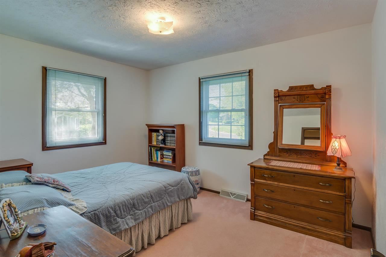26372 Whippoorwill Dr, South Bend, IN 46619 photo 17
