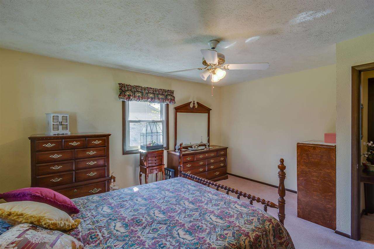 26372 Whippoorwill Dr, South Bend, IN 46619 photo 15