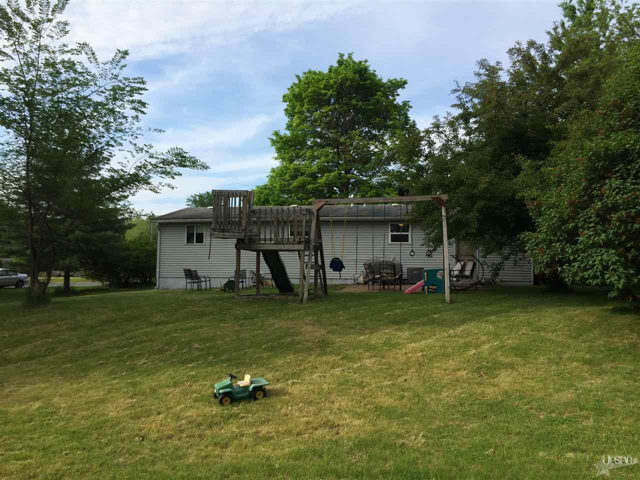 1203 Marilyn Ave, Winona Lake, IN 46590 photo 2