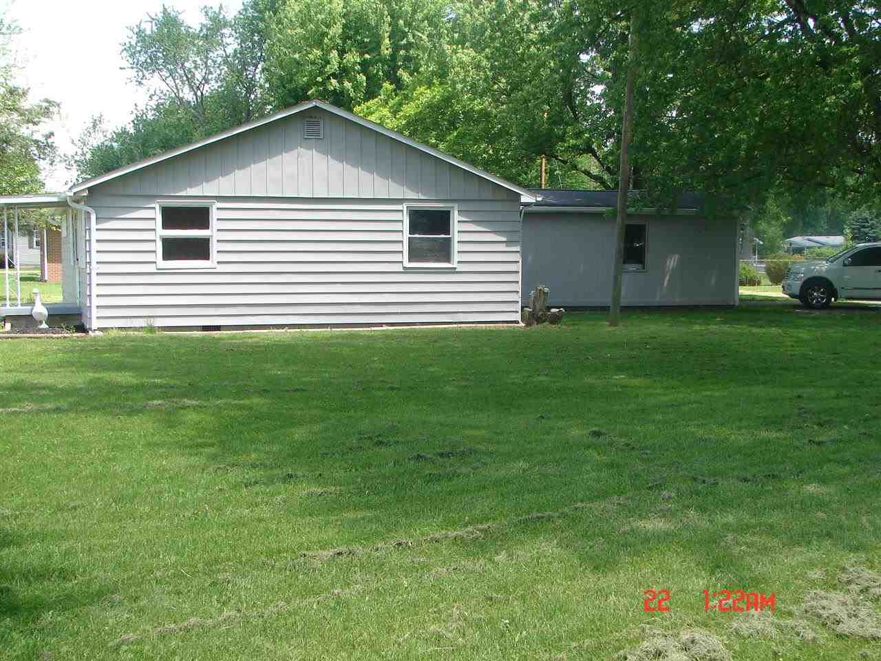 1318 N Main St, Fairmount, IN 46928 photo 4