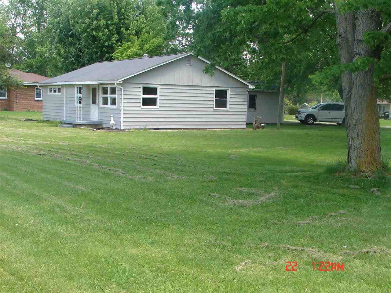 1318 N Main St, Fairmount, IN 46928 photo 3