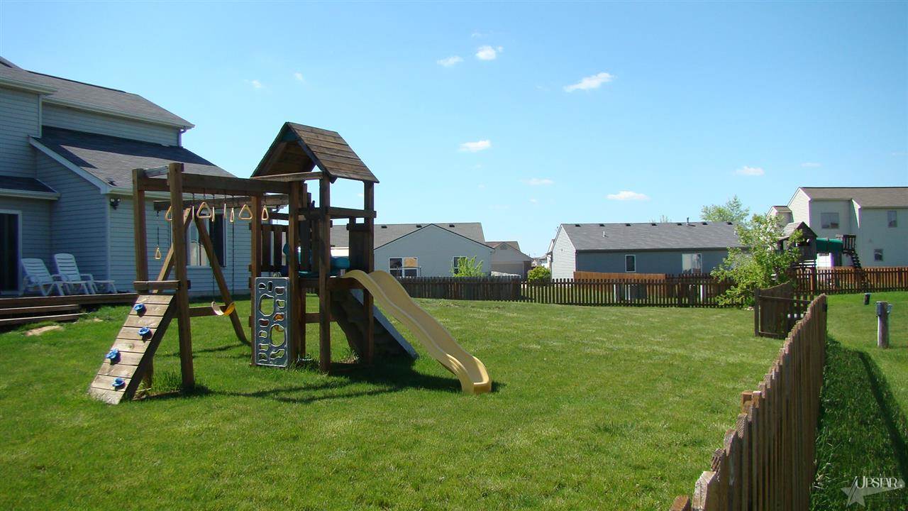 12326 Tumblebrook Ln, Fort Wayne, IN 46818 photo 3
