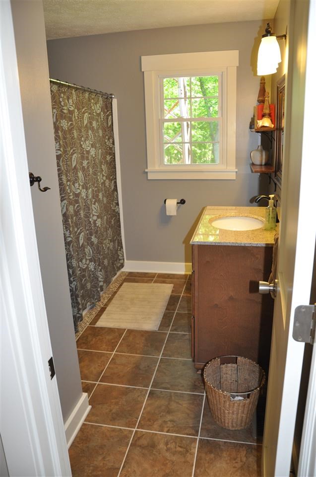 667 N 500 E, Flora, IN 46929 photo 18