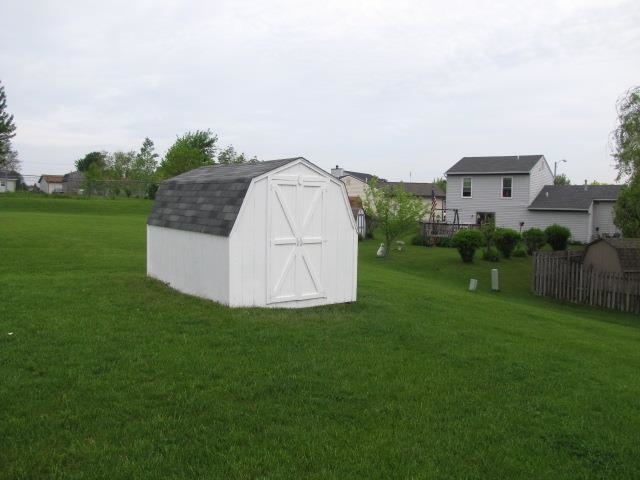 2111 Pueblo Dr, Kendallville, IN 46755 photo 5