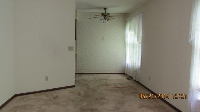 1816 Holly Apt 6 Ct, Goshen, IN 46526 photo 7