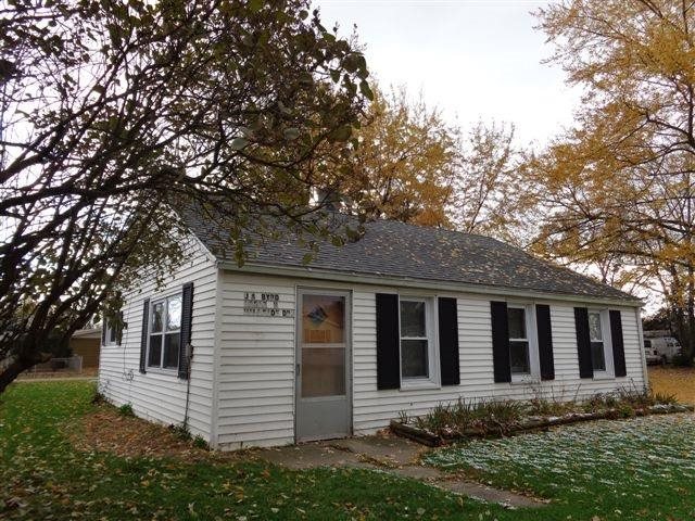 13512 N Hillside Dr, Syracuse, IN 46567 photo 1