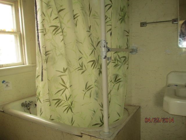 2602 S Kaley St, South Bend, IN 46614 photo 7