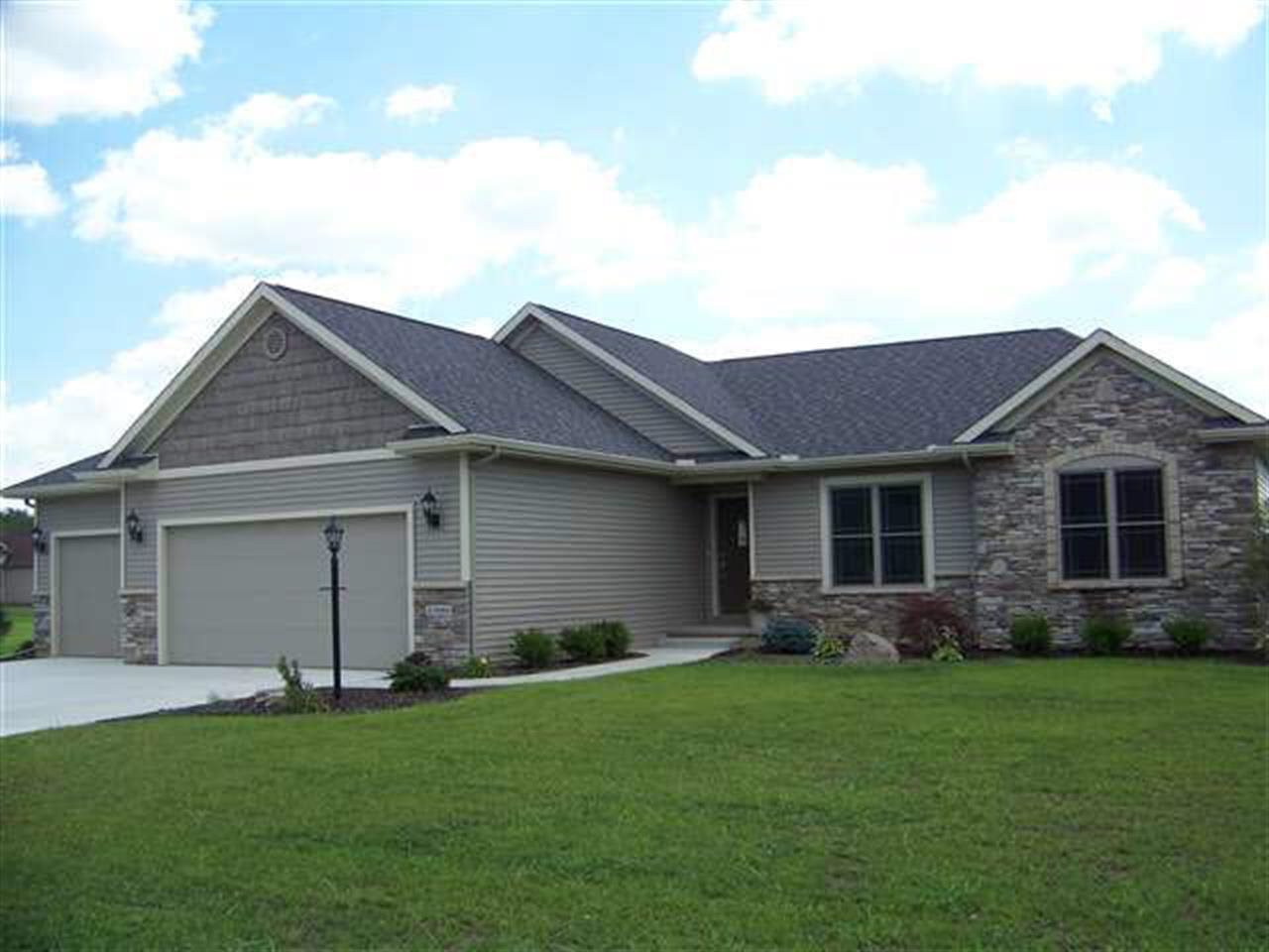 59680 Silverton Ct, Elkhart, IN 46517 photo 1