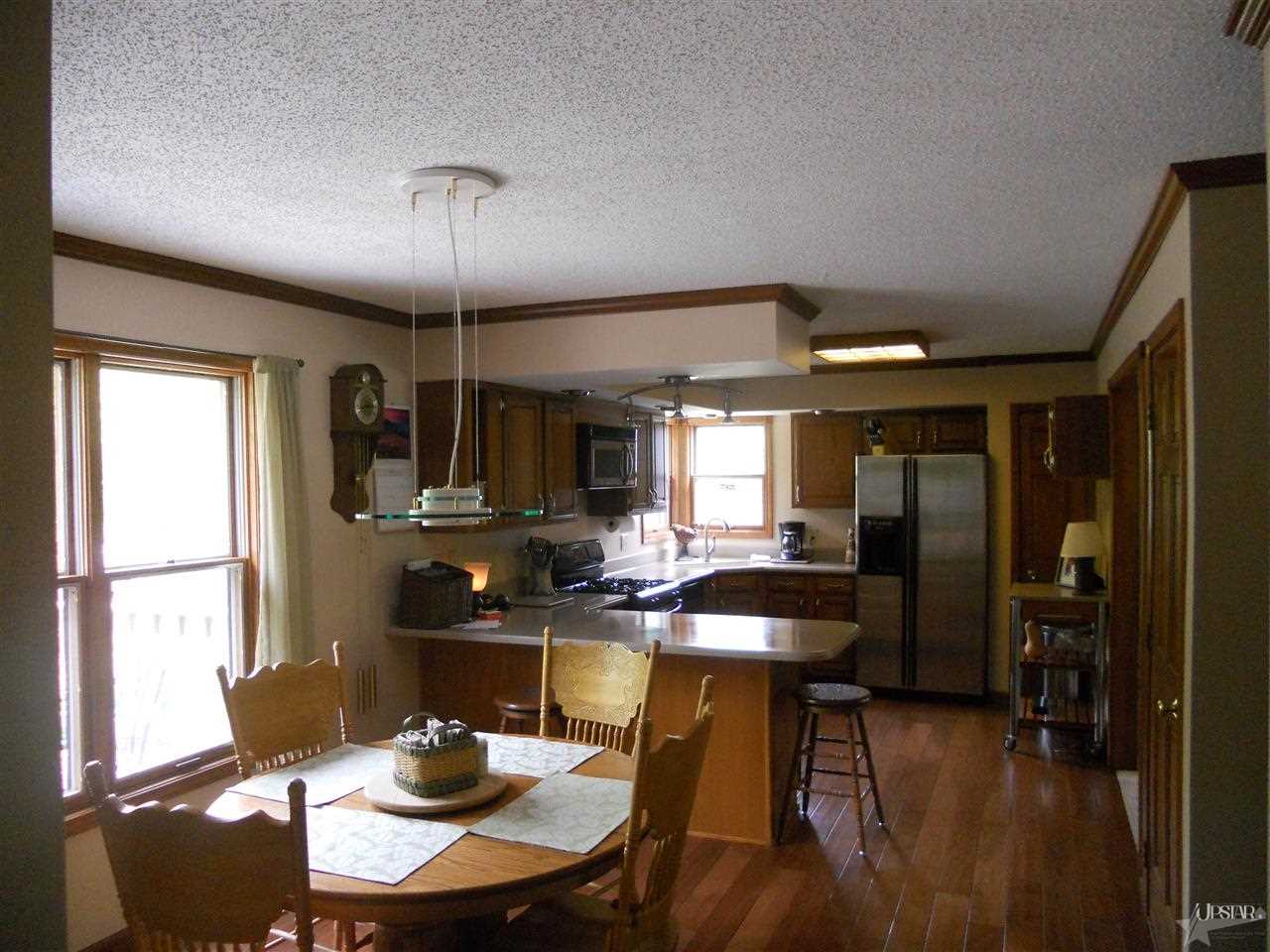 8314 Deer Brook Pl, Fort Wayne, IN 46825 photo 12