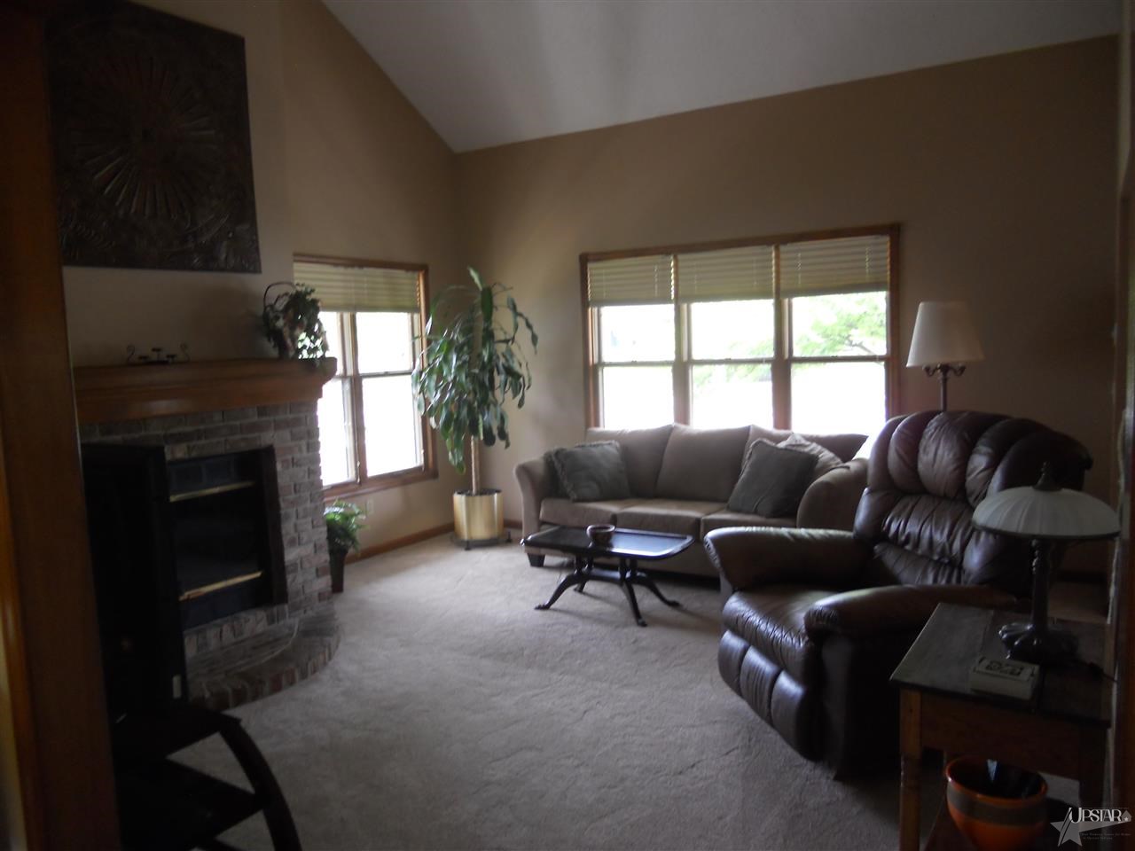 8314 Deer Brook Pl, Fort Wayne, IN 46825 photo 8