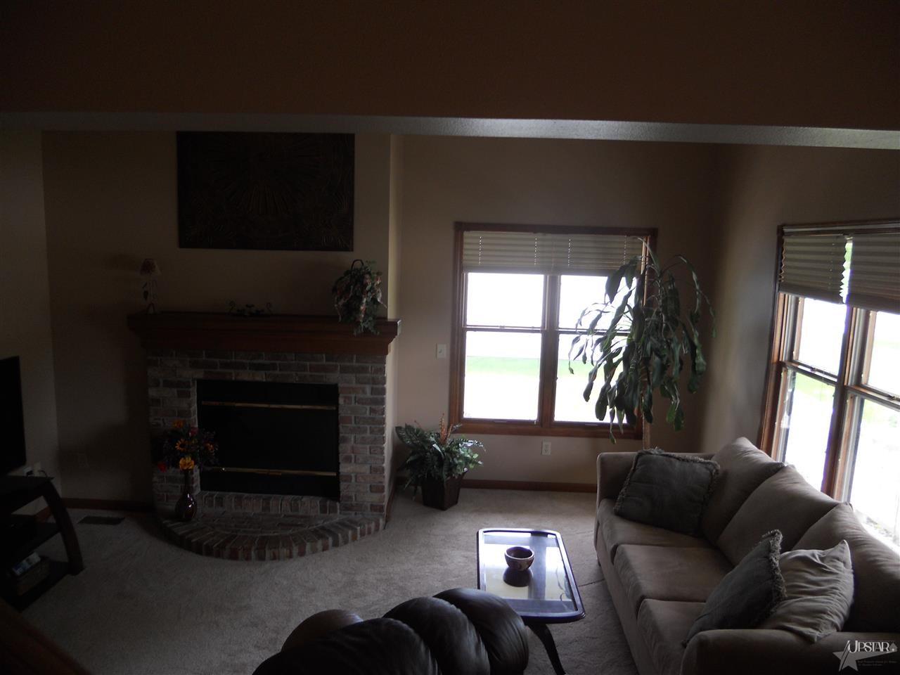 8314 Deer Brook Pl, Fort Wayne, IN 46825 photo 9