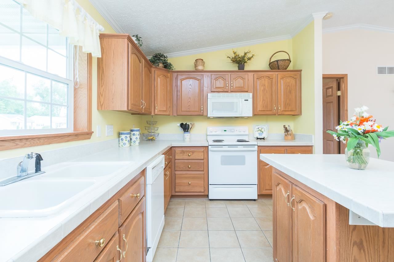 2520 Wildflower Cv, Mishawaka, IN 46545 photo 10