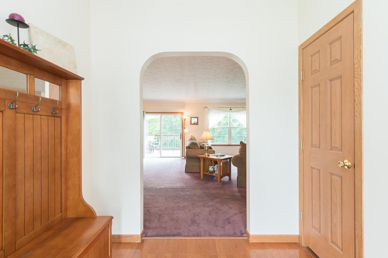 2520 Wildflower Cv, Mishawaka, IN 46545 photo 2