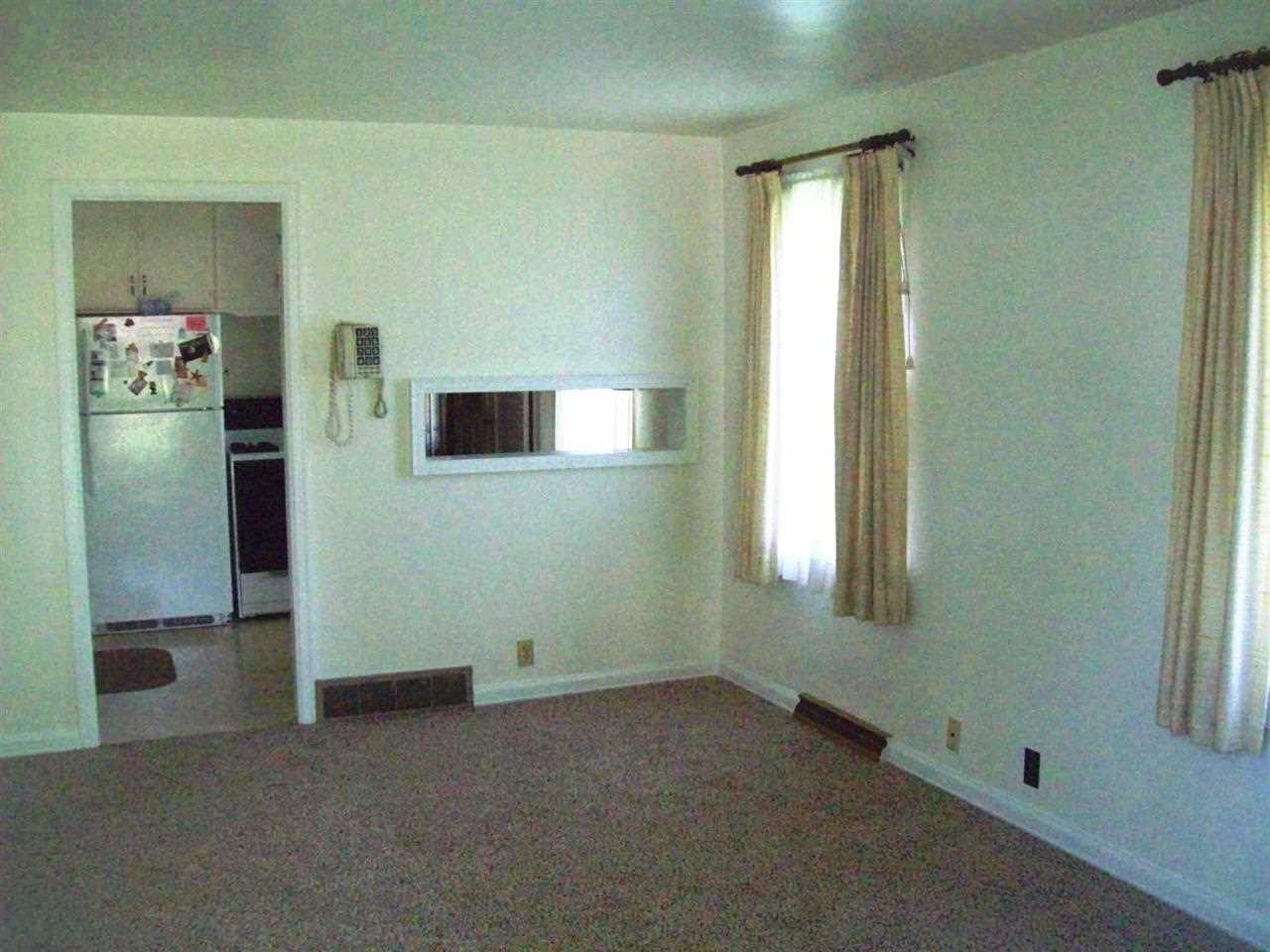 901 Parkway, South Bend, IN 46619 photo 3