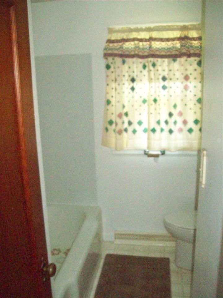 901 Parkway, South Bend, IN 46619 photo 8