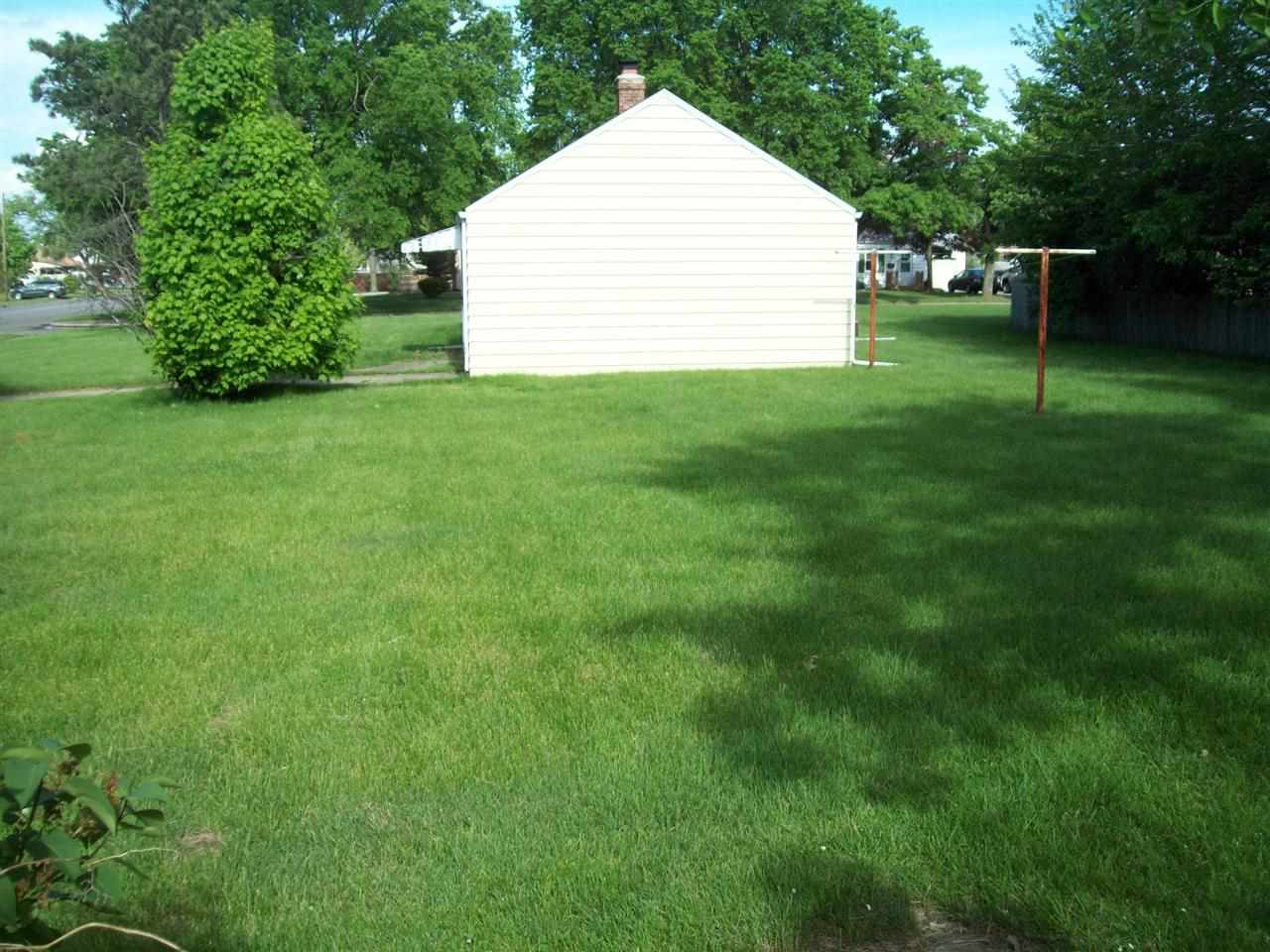 901 Parkway, South Bend, IN 46619 photo 2