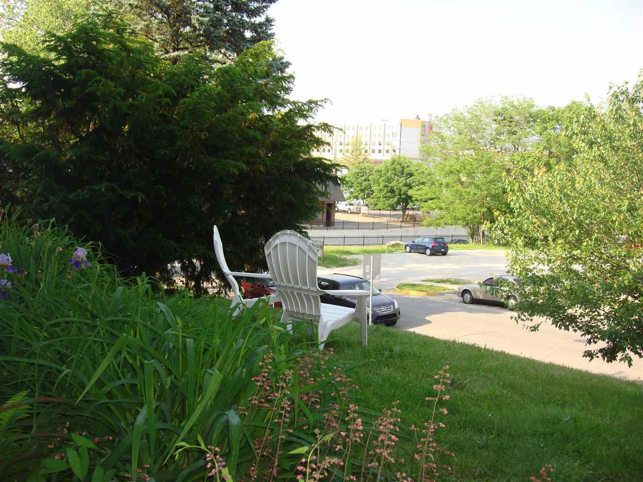 314 S Madison St, Bloomington, IN 47403 photo 3