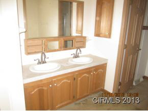 5104 E Broadview Ln, Logansport, IN 46947 photo 21