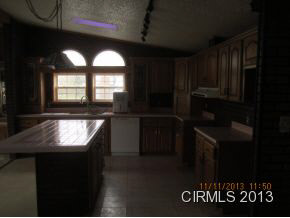 5104 E Broadview Ln, Logansport, IN 46947 photo 8